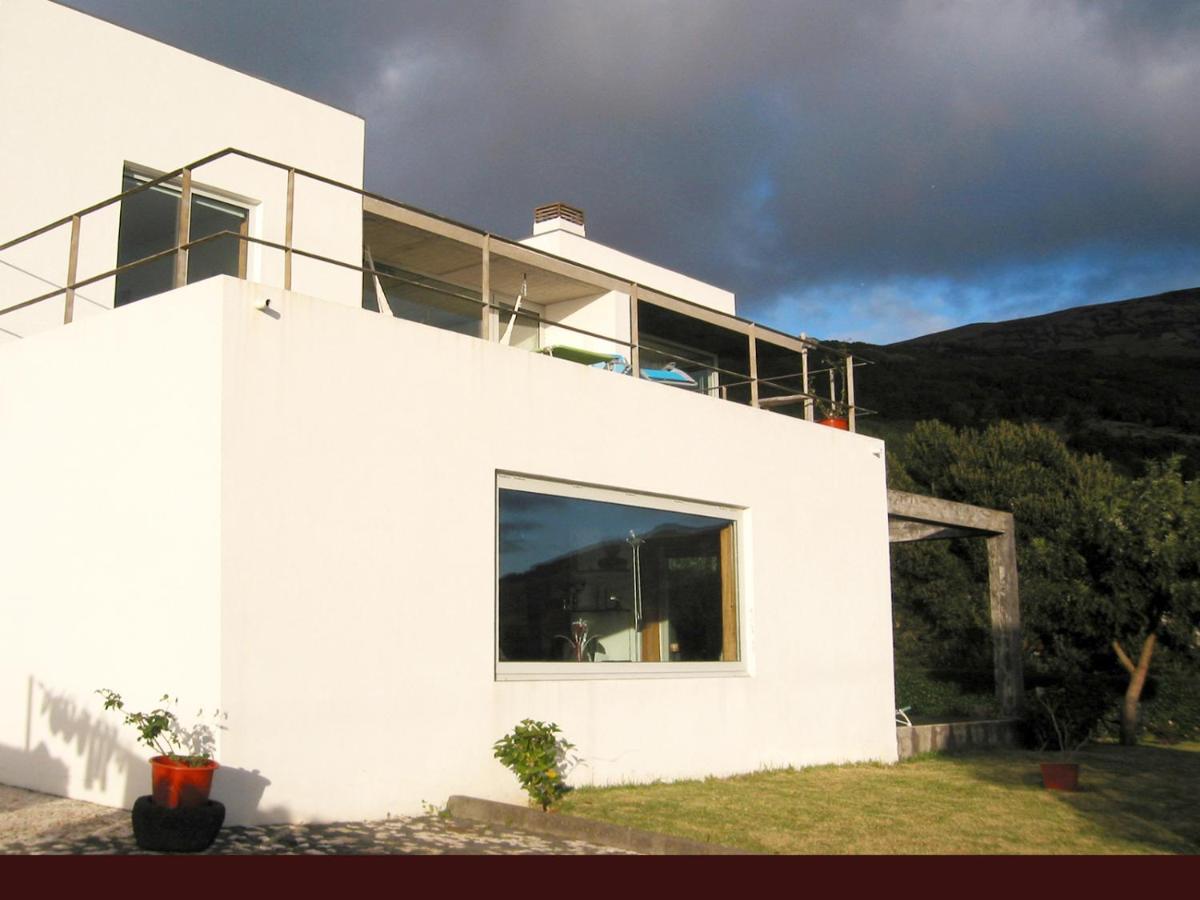 Casa da Ribeira Bed & Breakfast Lajes do Pico Bagian luar foto