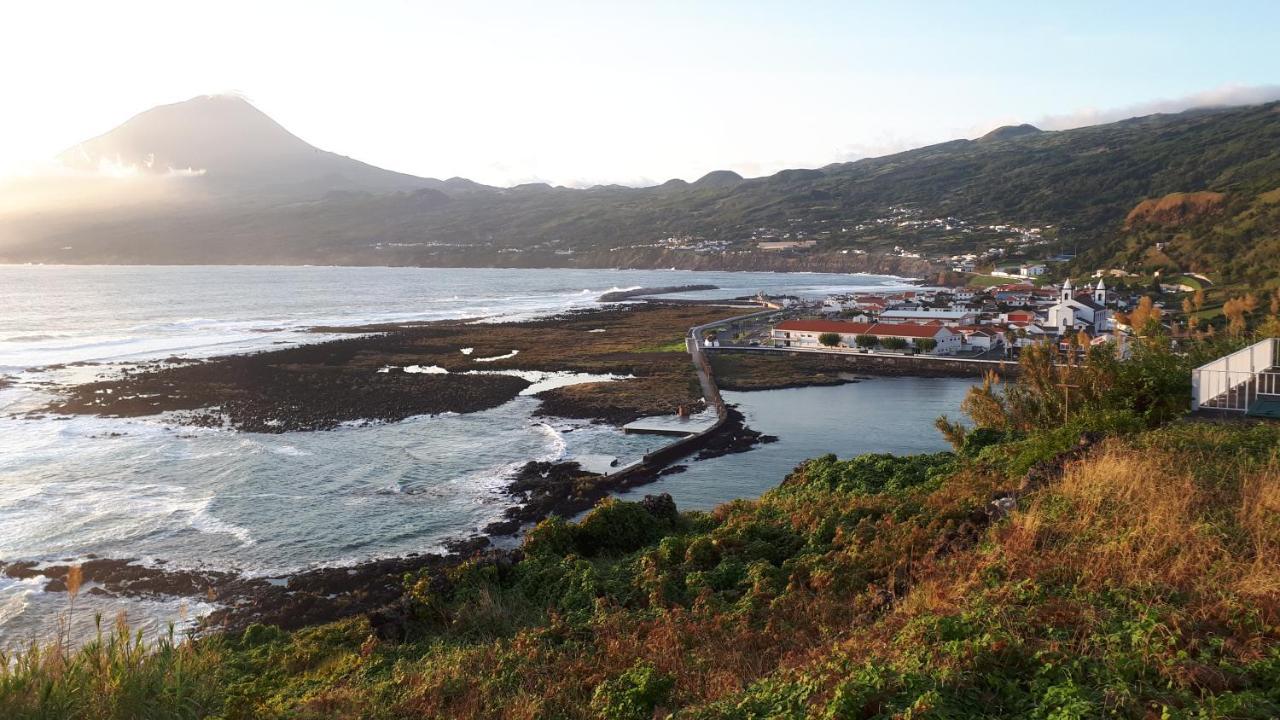 Casa da Ribeira Bed & Breakfast Lajes do Pico Bagian luar foto